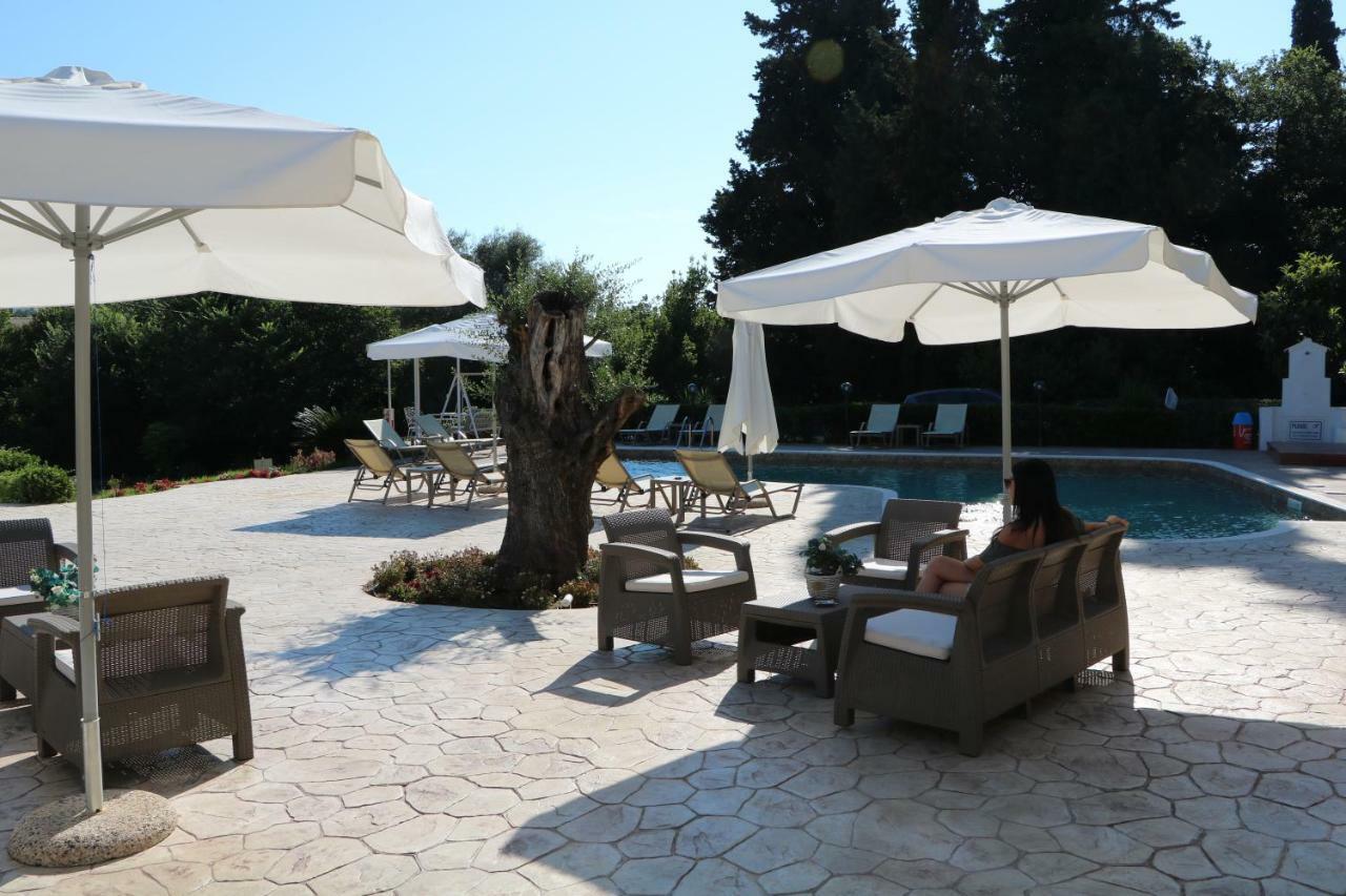 Summer Wine Friendly Resort 입소스 외부 사진