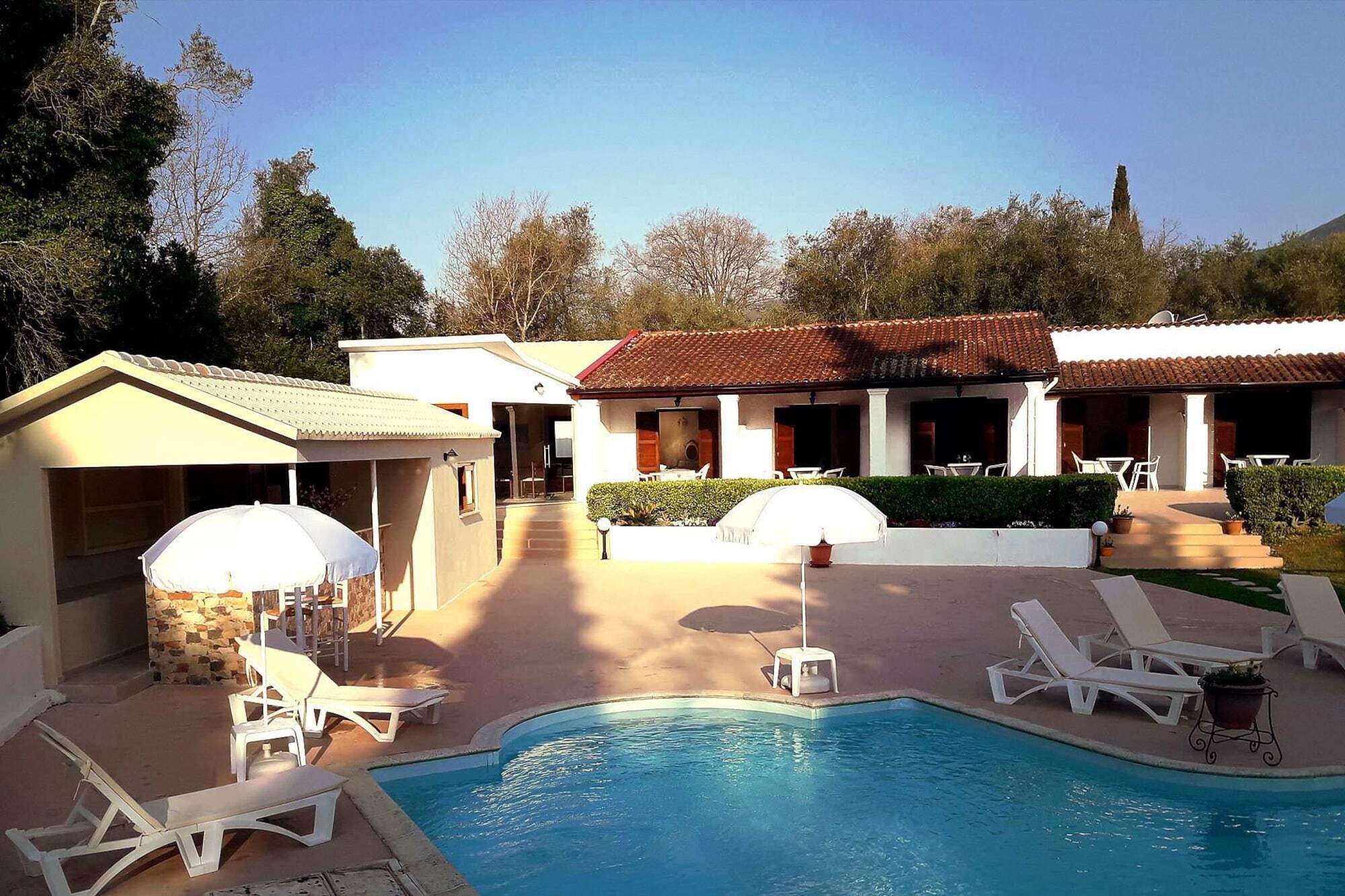 Summer Wine Friendly Resort 입소스 외부 사진